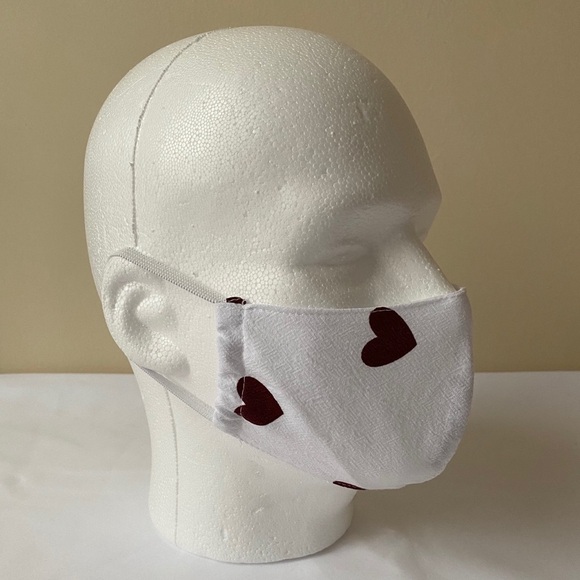 HEARTS DESIGN | FACE MASK | SMALL ADULT - Picture 3 of 4